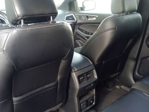 Used 2020 Ford Edge ST w/ Equipment Group 401A AWD/4WD image 23