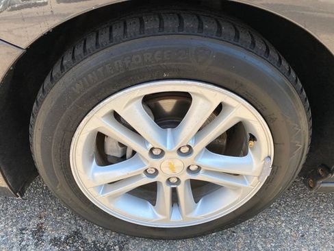 Used 2017 Chevrolet Cruze LT FWD image 21