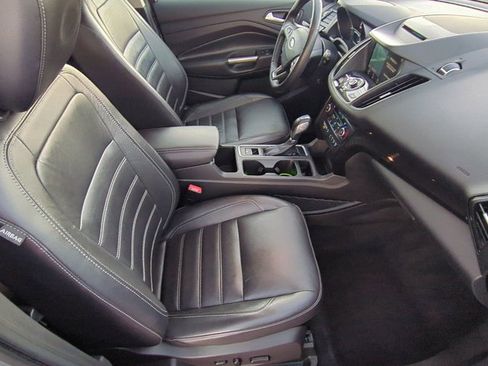 Used 2018 Ford Escape Titanium image 21