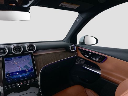Certified 2026 Mercedes-Benz GLC 300 4MATIC image 31