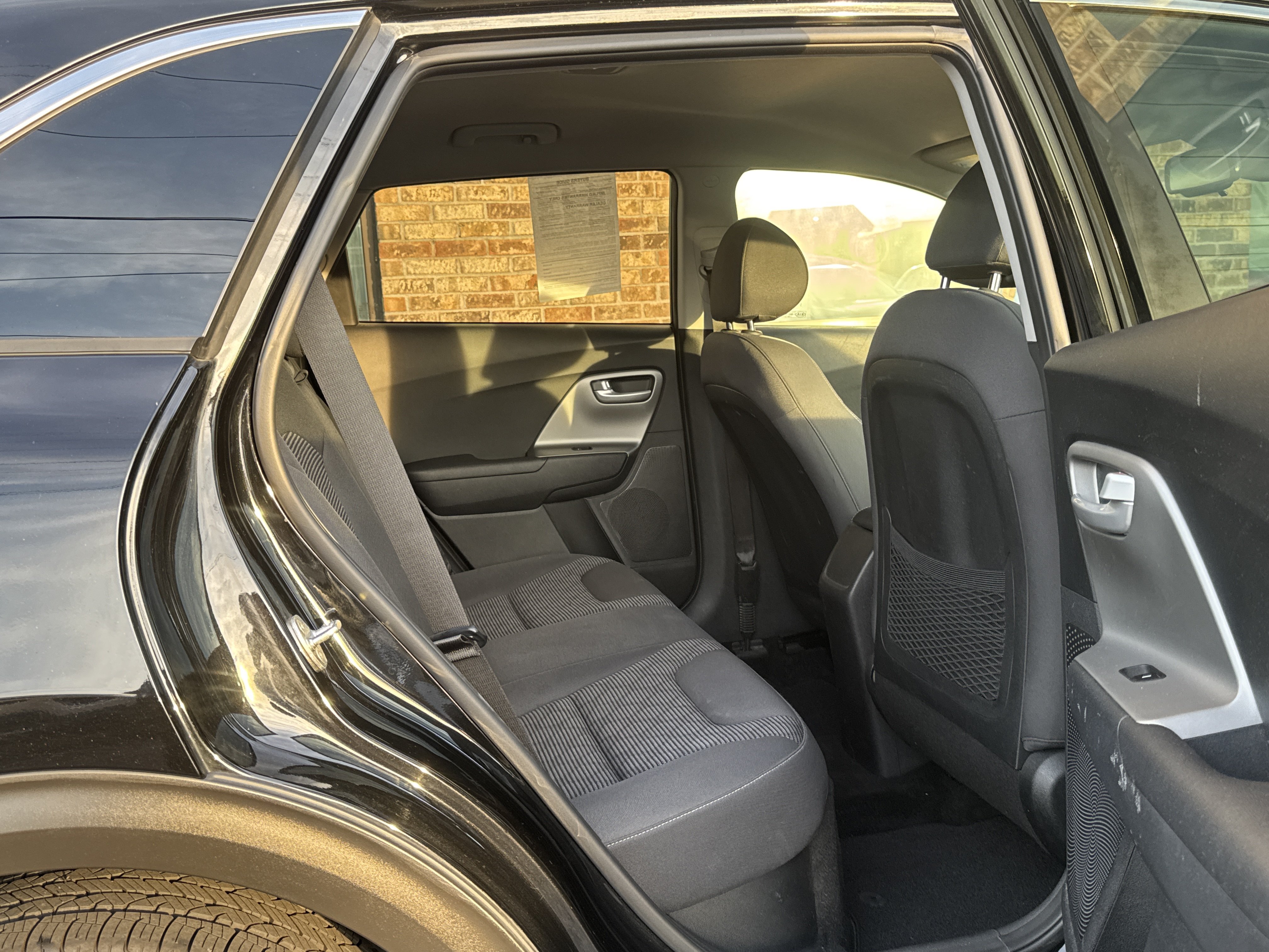Used 2019 Kia Niro LX FWD image 17
