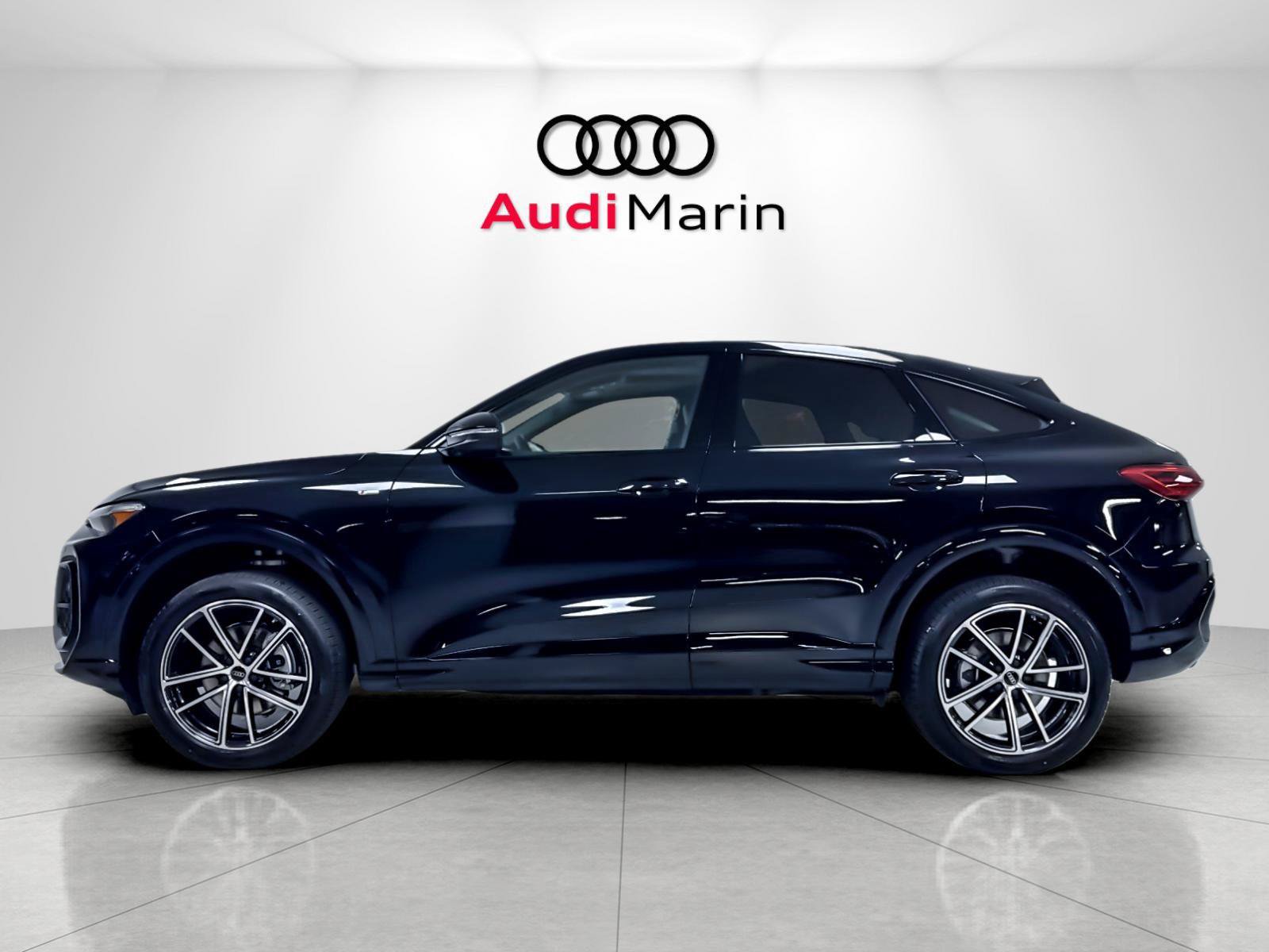 New 2026 Audi Q5 Premium Plus AWD/4WD image 2
