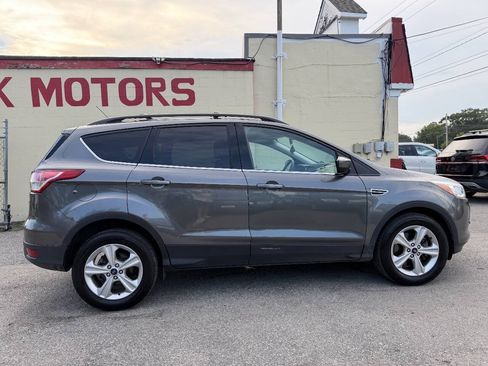 Used 2013 Ford Escape SE FWD image 9