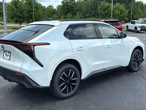 New 2026 Toyota bZ FWD image 30