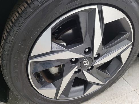 Used 2023 Hyundai Elantra SEL w/ Convenience Package FWD image 31