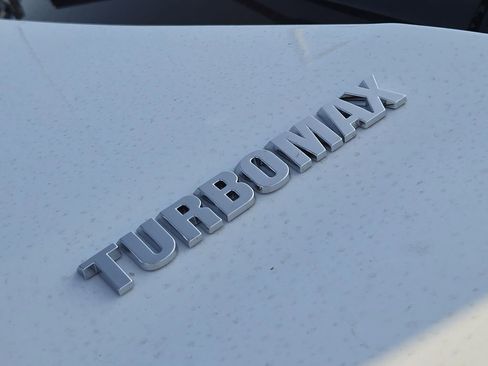 New 2026 Chevrolet Silverado 1500 LT w/ Convenience Package II AWD/4WD image 42