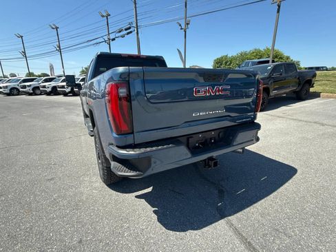 New 2026 GMC Sierra 3500 Denali w/ Denali Reserve Package AWD/4WD image 9