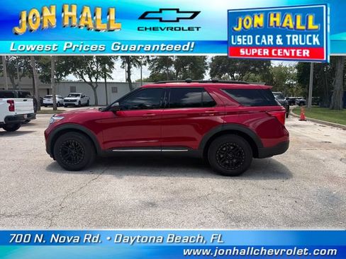 Used 2020 Ford Explorer XLT w/ Equipment Group 202A AWD/4WD image 5