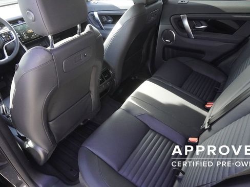 Used 2025 Land Rover Discovery Sport S image 30