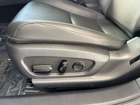 Used 2024 Lexus ES 350 w/ Premium Package FWD image 14