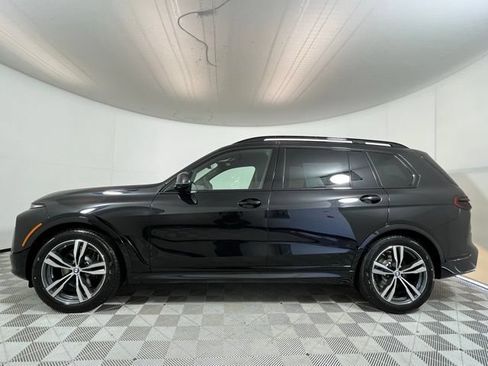 Used 2026 BMW X7 xDrive40i w/ M Sport Package AWD/4WD image 4