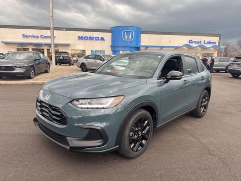 Used 2024 Honda HR-V Sport image 1