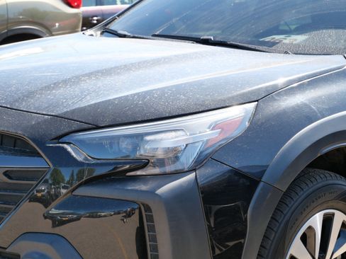 Used 2023 Subaru Outback Premium AWD/4WD image 4