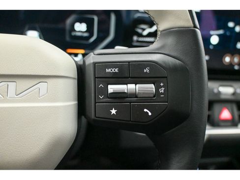 Used 2025 Kia K4 GT-Line image 37