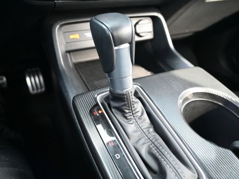 Used 2025 Honda Civic Sport image 25