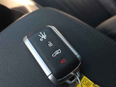Used 2023 Maserati Grecale GT AWD/4WD image 27