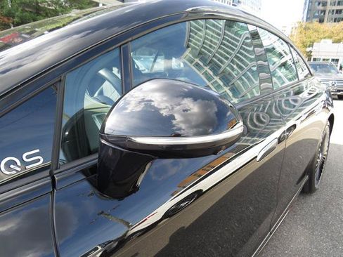 Used 2023 Mercedes-Benz EQS AMG 4MATIC image 31
