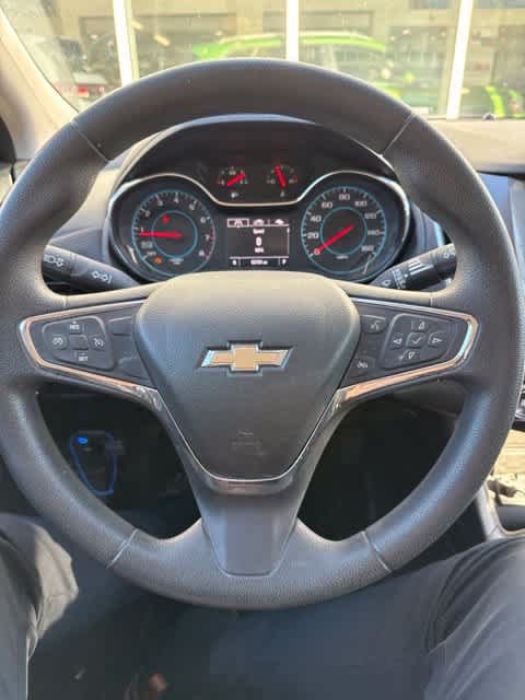 Used 2016 Chevrolet Cruze LT w/ Convenience Package FWD image 13