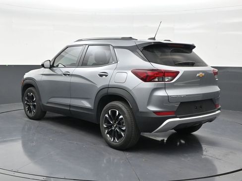 Used 2023 Chevrolet TrailBlazer LT FWD image 3
