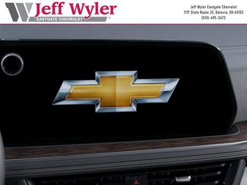 New 2026 Chevrolet Suburban Premier w/ Sun And Tow Package AWD/4WD image 21