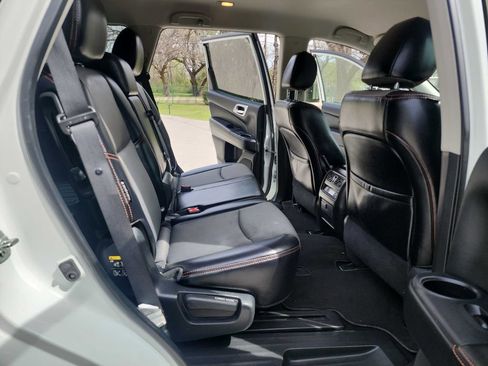 Used 2020 Nissan Pathfinder SV w/ Rock Creek Edition image 36