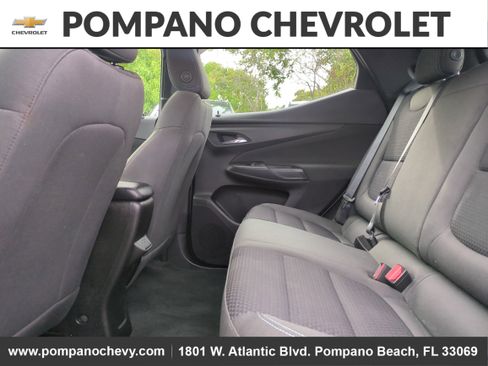 Used 2022 Chevrolet Bolt EUV LT w/ Driver Confidence Package image 13