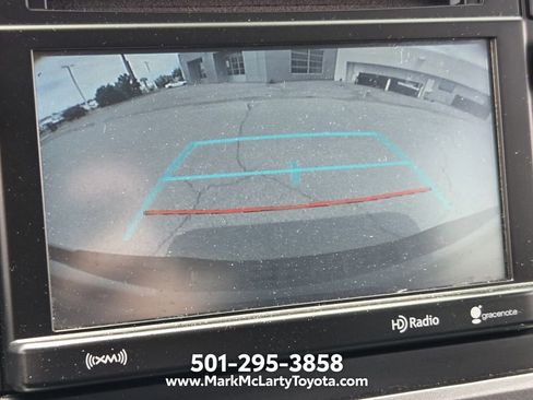Used 2018 Toyota Tacoma SR5 RWD image 19