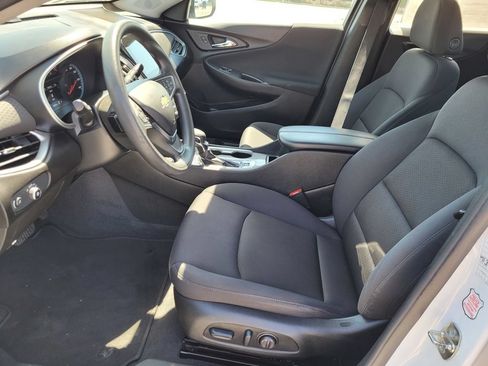 Used 2023 Chevrolet Malibu LT FWD image 11