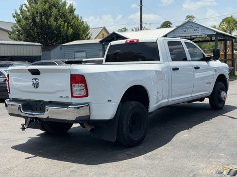 Used 2021 RAM 3500 Tradesman w/ Chrome Appearance Group AWD/4WD image 7