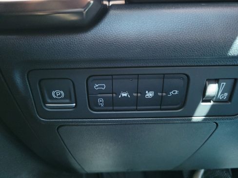 Used 2024 GMC Hummer EV 3X image 27