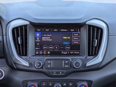 Used 2023 GMC Terrain SLT image 19