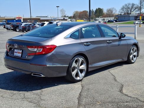 Used 2020 Honda Accord Touring image 6