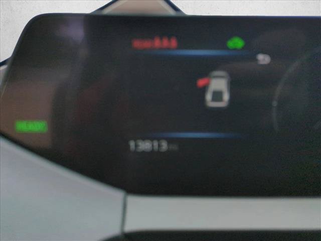 Used 2026 Toyota Prius XLE FWD image 11