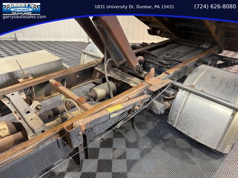 Used 2008 Ford F550 2WD Regular Cab Super Duty image 21