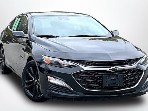 Used 2024 Chevrolet Malibu LT w/ Midnight Edition FWD image 3