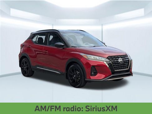 Used 2022 Nissan Kicks SR FWD image 10
