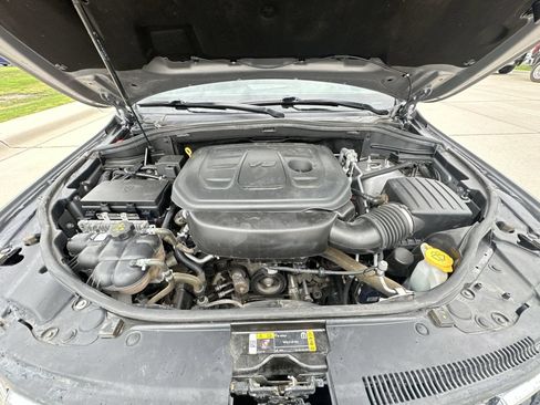 Used 2021 Jeep Grand Cherokee Laredo RWD image 28