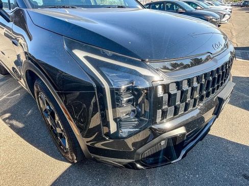 Certified 2026 Kia Sportage X-Line w/ X-Line Premium Package AWD/4WD image 3