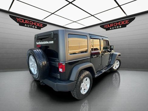 Used 2015 Jeep Wrangler Unlimited Sport w/ Quick Order Package 24S AWD/4WD image 5