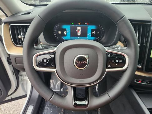 New 2026 Volvo XC60 B5 Core w/ Climate Package AWD/4WD image 18