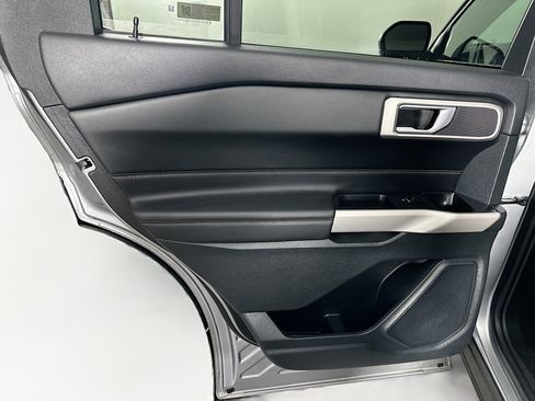 Used 2024 Ford Explorer XLT w/ Equipment Group 202A image 26