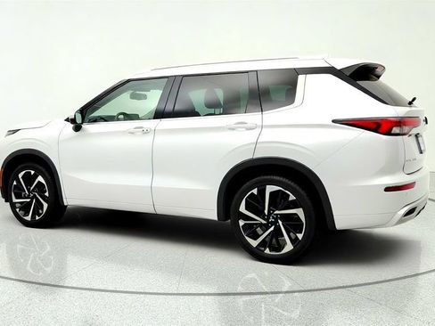 Used 2023 Mitsubishi Outlander SEL FWD image 7