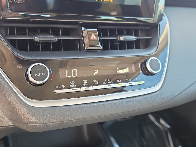 Used 2024 Toyota Corolla LE FWD image 24