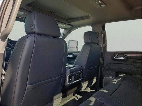 New 2026 GMC Sierra 2500 Denali w/ Denali Reserve Package AWD/4WD image 12