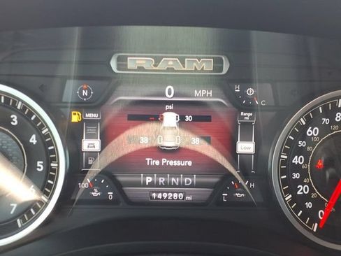 Used 2019 RAM 1500 Big Horn AWD/4WD image 25