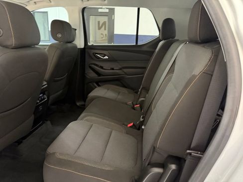 Used 2020 Chevrolet Traverse LS FWD image 16