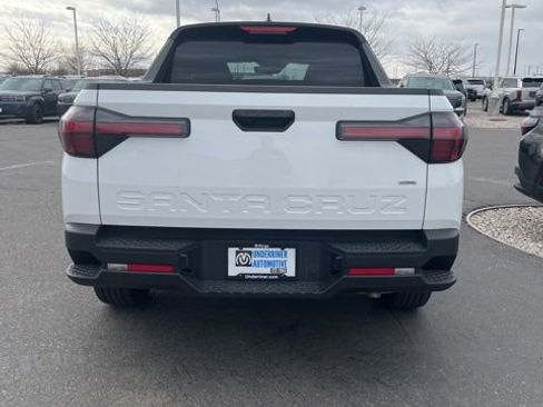 Used 2025 Hyundai Santa Cruz SE image 3