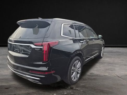 Certified 2025 Cadillac XT6 Premium Luxury image 6