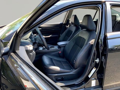 Used 2021 Nissan Altima 2.5 SR AWD/4WD image 15