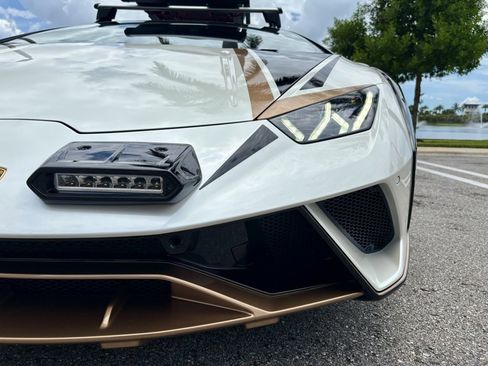 Used 2024 Lamborghini Huracan Sterrato image 34
